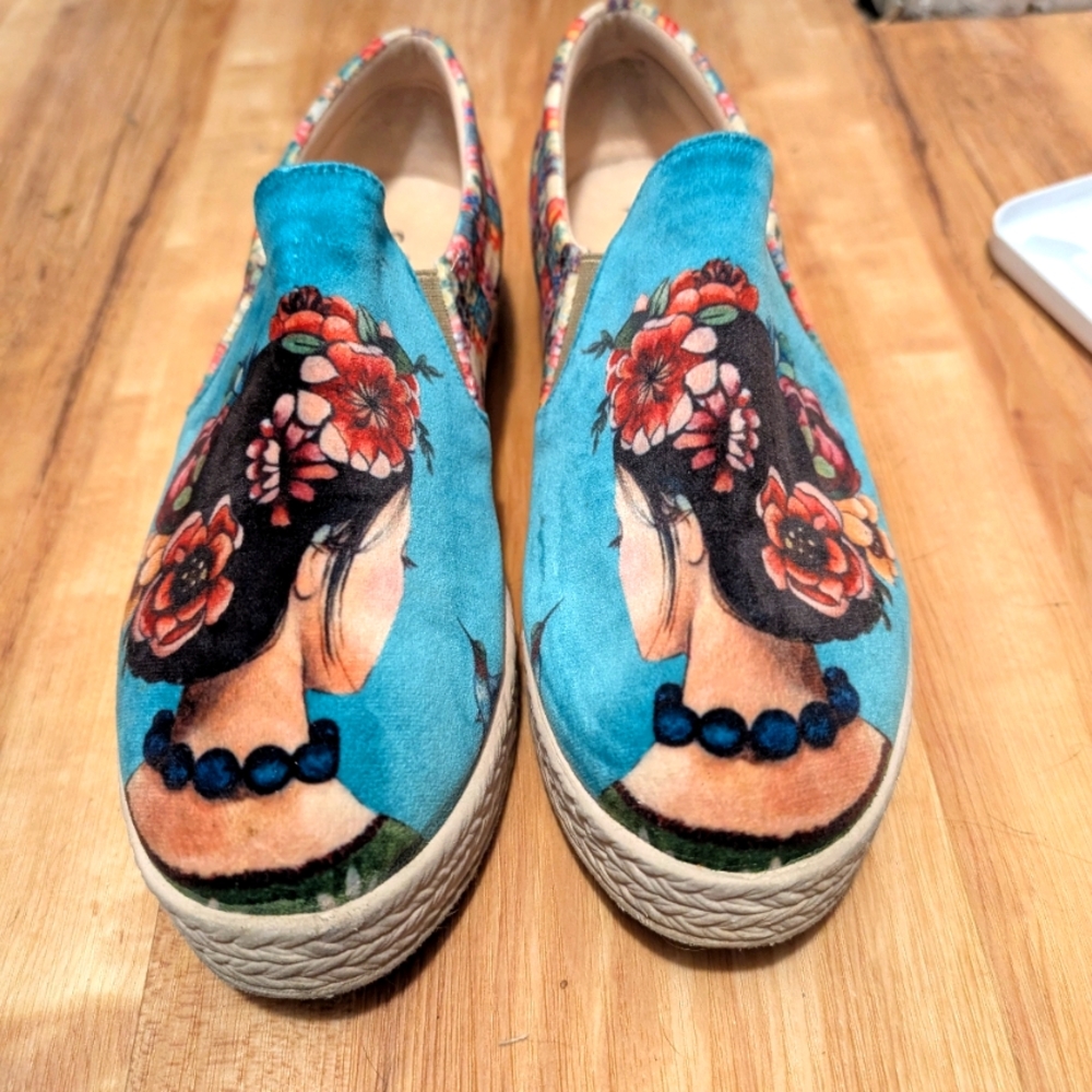 Canvas Shoes